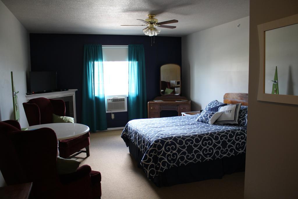 Mccracken Country Inn ヒントン エクステリア 写真