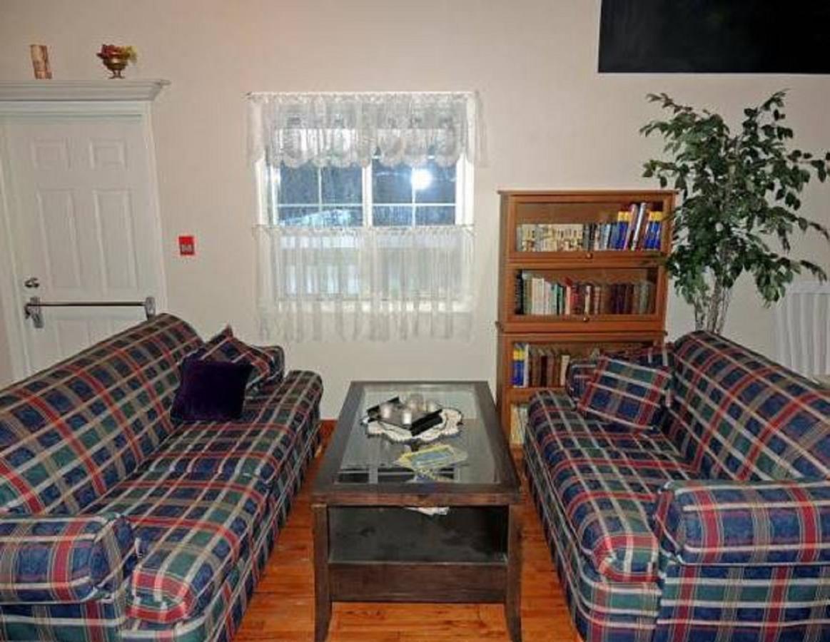Mccracken Country Inn ヒントン エクステリア 写真
