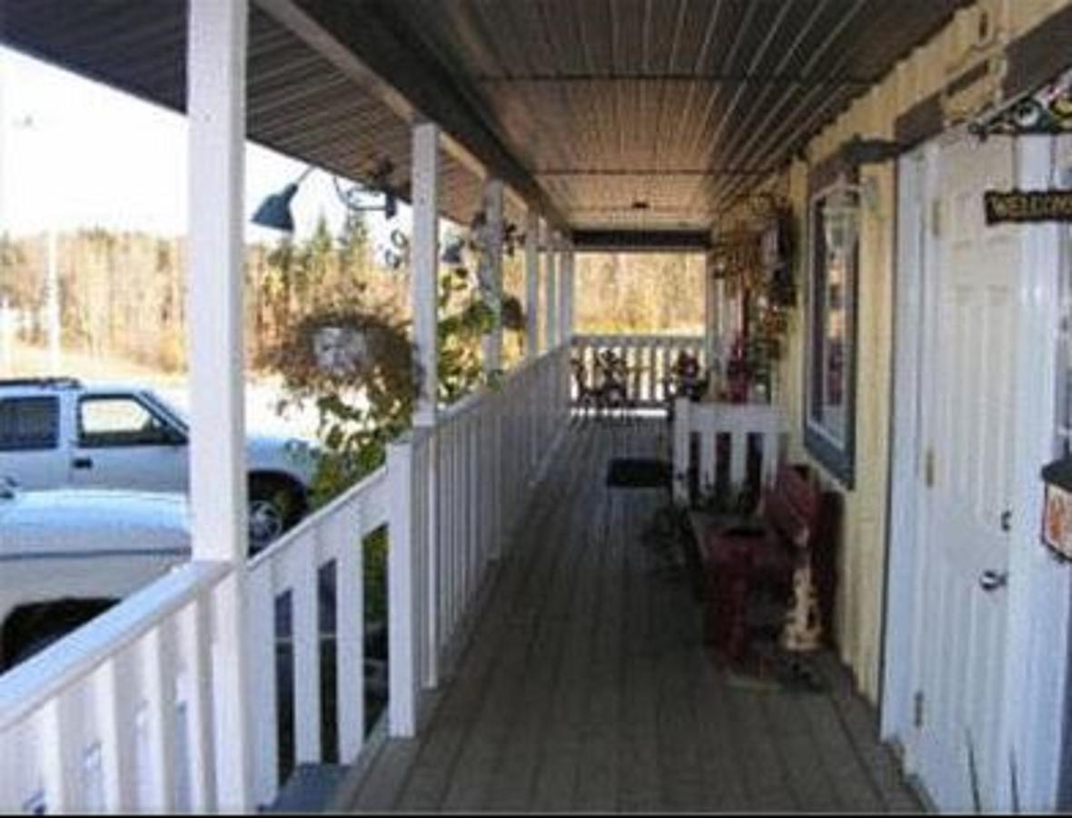 Mccracken Country Inn ヒントン エクステリア 写真